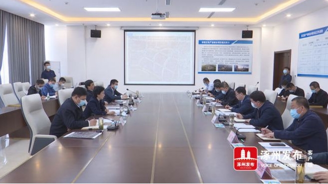 閆繼紅在涿州市調研受災企業并召開座談會